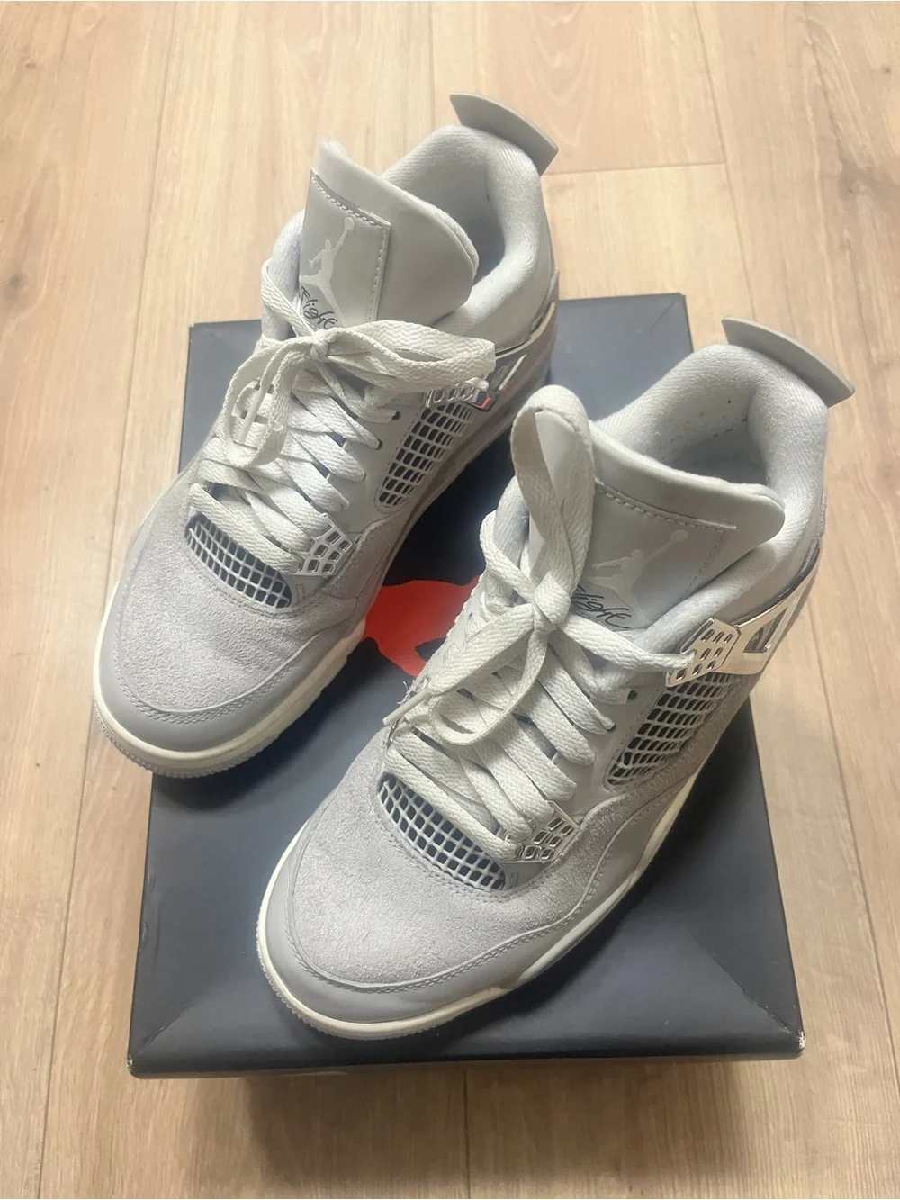 WMNS AIR JORDAN 4 RETRO “FROZEN MOMENTS”
